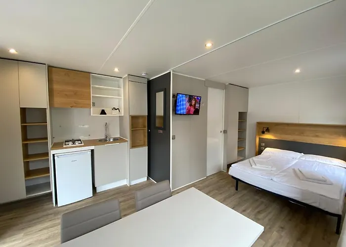 Camping Serenella 3*