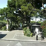 Serenella Κάμπινγκ
