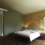 Serenella Κάμπινγκ