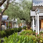 Serenella Κάμπινγκ 3*