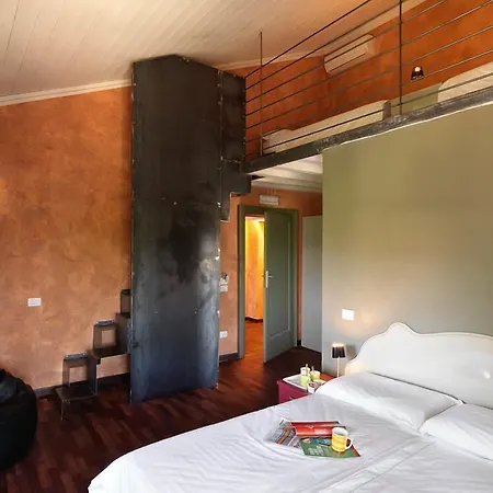 Serenella Μπαρντολίνο