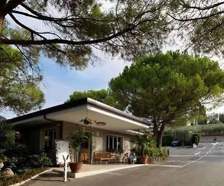 Serenella Camping 3*