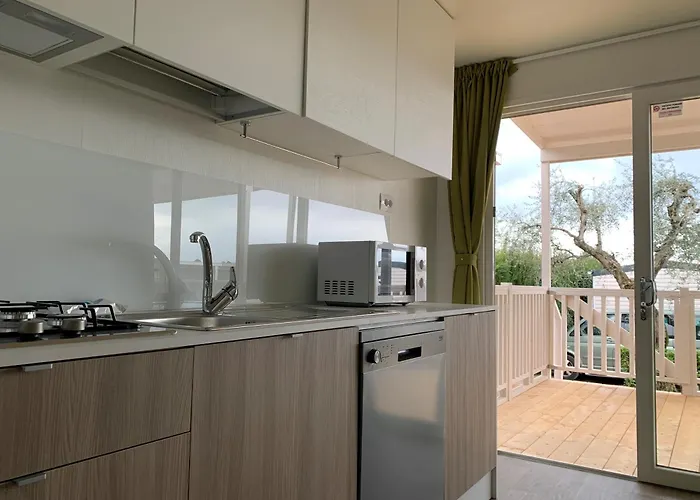 Serenella 3* Μπαρντολίνο