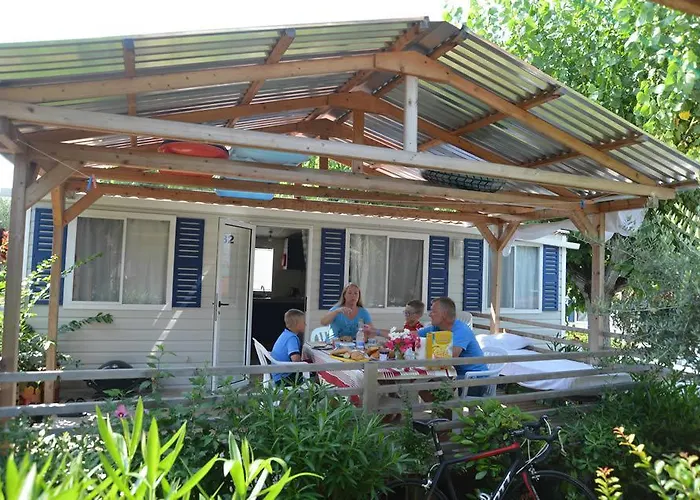 Serenella Μπαρντολίνο